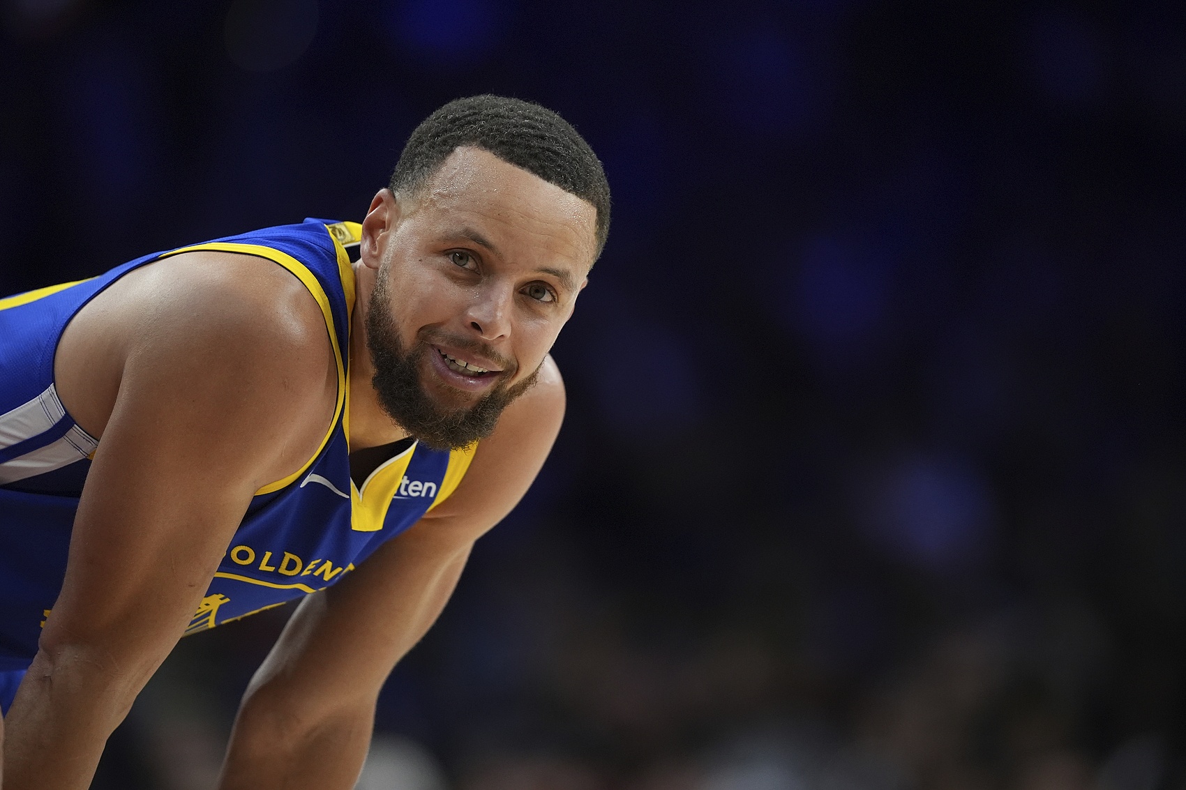 咖喱：我倾向于以体面的偏好退休 而不是被迫离开 我希望我有信心说我很满意